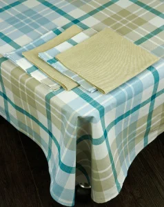 Скатертина Руно Фінляндія 150x150 см з серветками 40x40 см (4 шт)