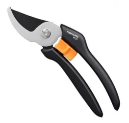 Секатор плоскостной Fiskars Solid P121 (1057160)