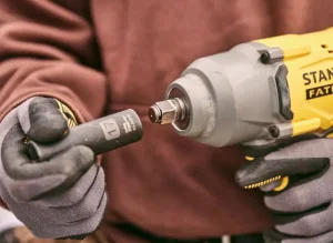 Гайковерт акумуляторний Stanley FatMax SFMCF940M1
