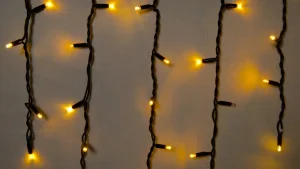 Гірлянда зовнішня Delux Icicle 75LED IP44 EN жовтий 2x0.7м (90012954)