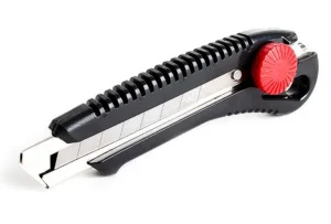 Ніж сегментний Intertool 18мм (HT-0502)