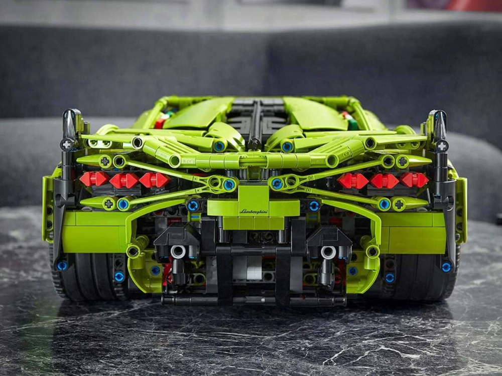 Конструктор Lego Technic Lamborghini Sian FKP 37 3696 деталей (42115)