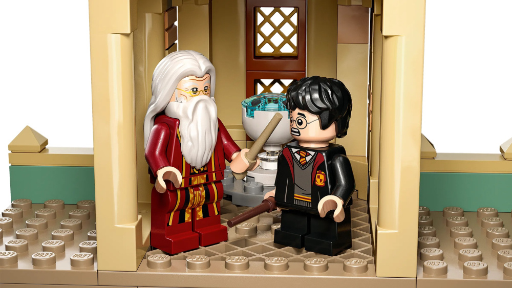  Lego Harry Potter :   654  (76402)