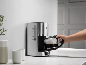 Фото кофеварка капельная electrolux ekf7700