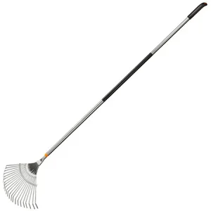 Граблі віялові Fiskars Ergonomic металеві (1076977)