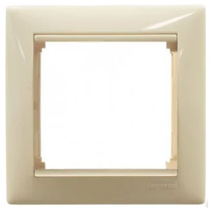 Рамка одинарна Legrand Valena Classic слонова кістка (774351)