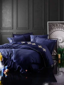 Комплект постільної білизни Cotton Box Сатин із вишивкою King Lacivert 200x220см (CB_010077582)