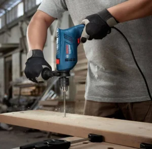 Дриль ударна Bosch GSB 600 (06011A0320)