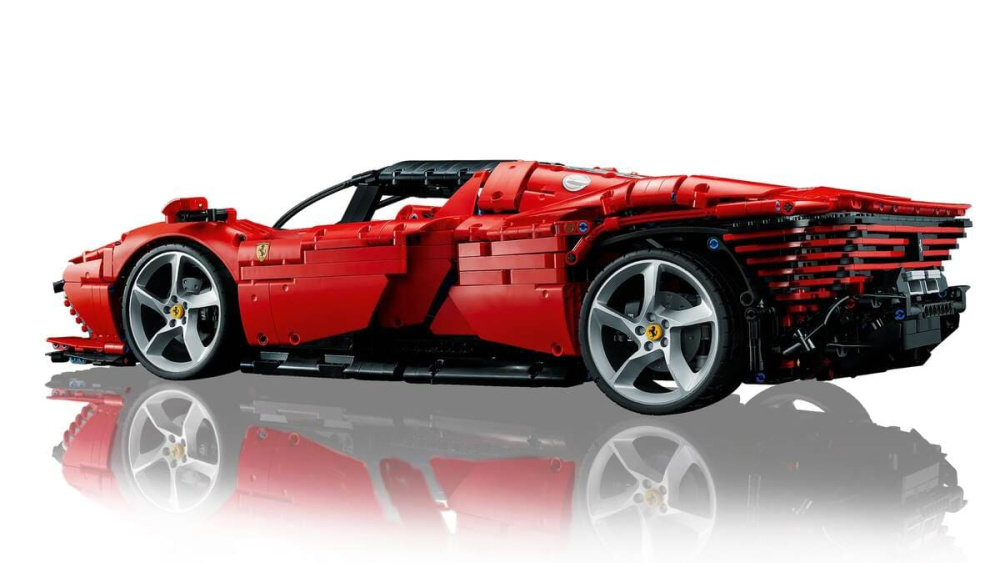 Конструктор Lego Technic Ferrari Daytona SP3 3778 предмети (42143)