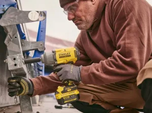 Гайковерт акумуляторний Stanley FatMax SFMCF940M1