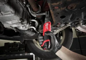 Гайкокрут кутовий акумуляторний Milwaukee M12 FIR38-201B (4933459798)