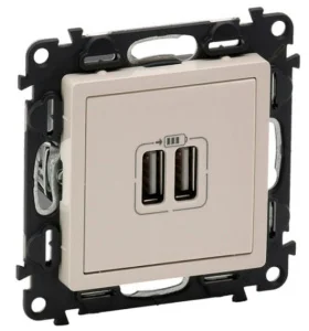 Розетка подвійна USB Legrand Valena LIFE слонова кістка (753512)
